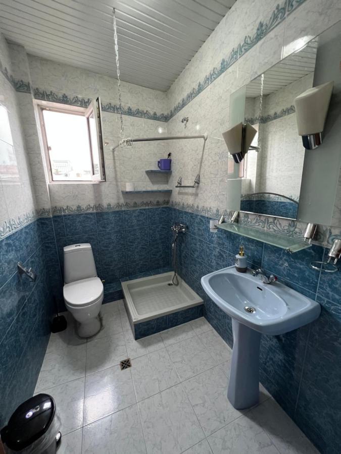 Twins Guest House Batumi Exterior photo
