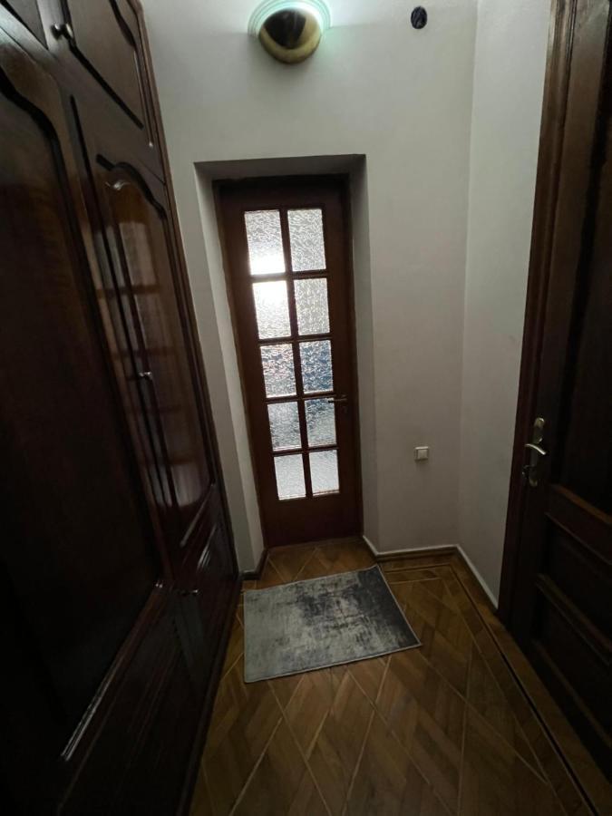 Twins Guest House Batumi Exterior photo